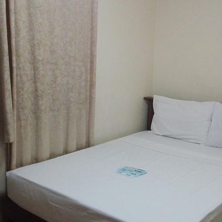 Isabelle Royale Makati 호텔 마카티 외부 사진